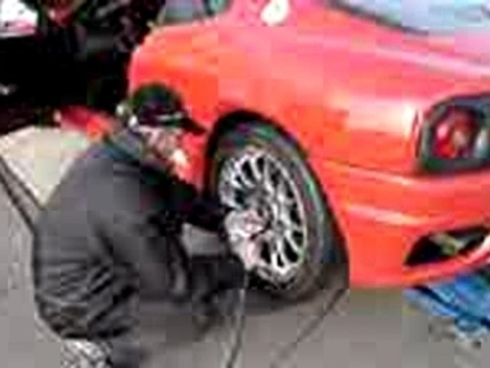 changement de roues d'une 360 modena