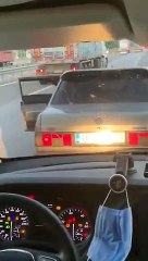 Trafikte bıçaklı kavgayı ayıran Hakan Bayrakçı, o anları paylaştı