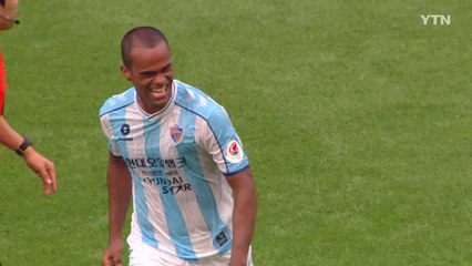 '경기당 1골은 기본' 주니오의 뜨거운 여름 / YTN