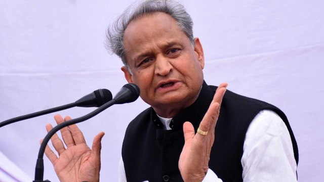 Have support of 109 MLAs- Congress at late night presser