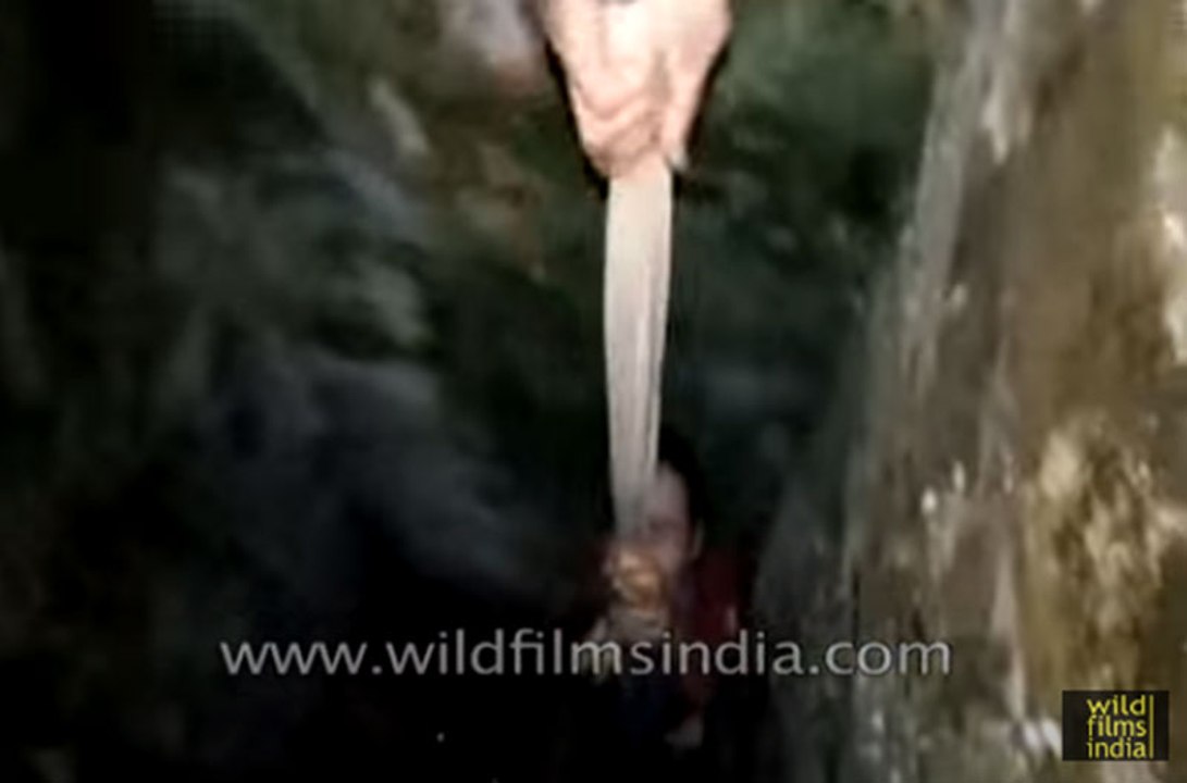 Selfie mishap - Austrian tourist rescued from well in India