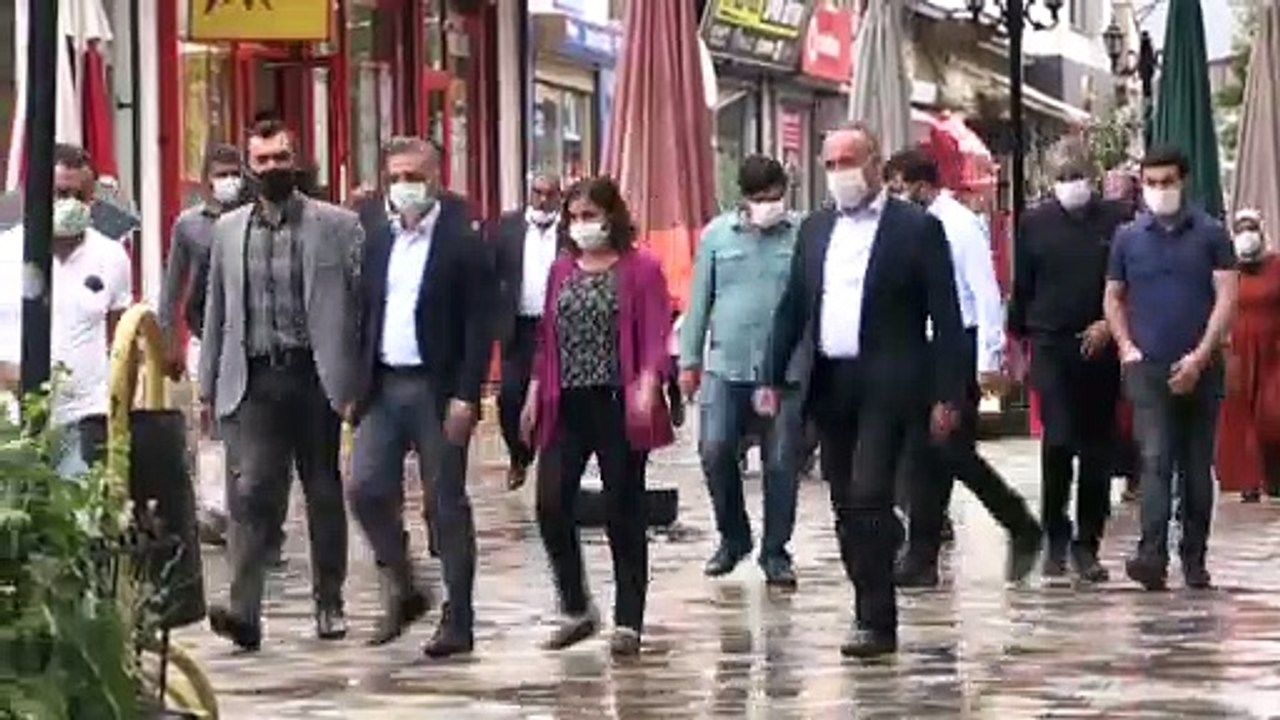 HDP'li Diyadin Belediye Başkanı Betül Yaşar, terör soruşturmasında gözaltına alındı (2) - AĞRI