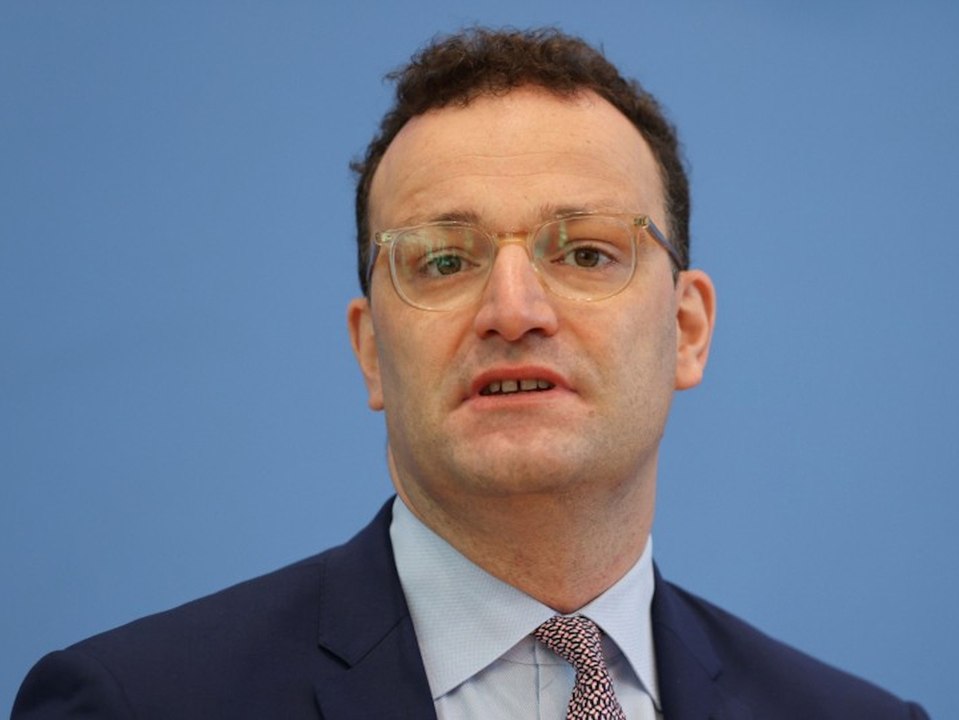 Party auf Mallorca: Jens Spahn warnt vor 'zweitem Ischgl'