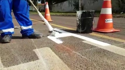 Sinalização é renovada no entorno da Escola Dilair Fogaça