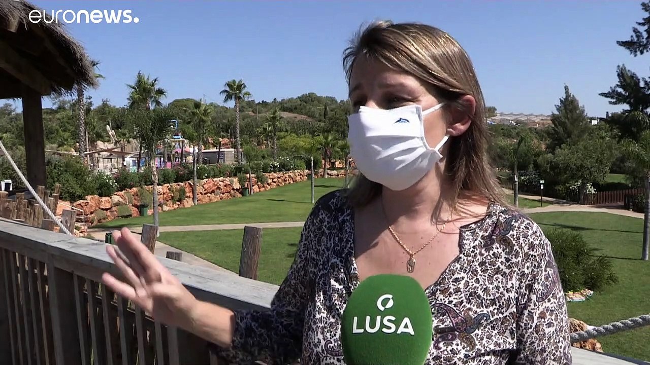 Parques aquáticos a 10% da capacidade