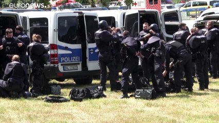 Bewaffnet und gemeingefährlich: Großfahndung im Schwarzwald