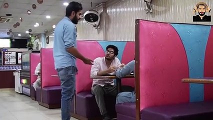 POOR Vs RICH Asking People For Food (Social Experiment)