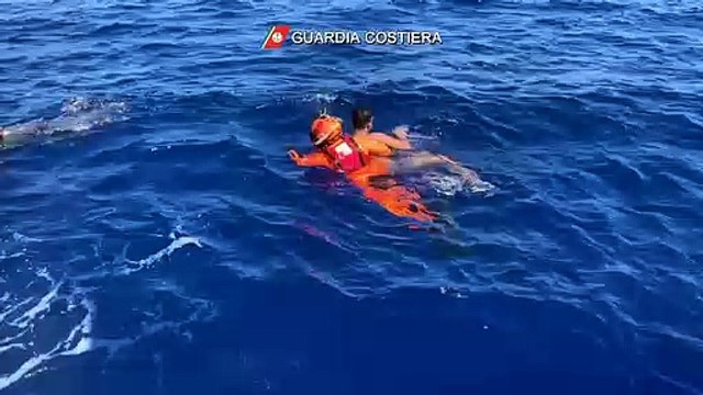 Guardia Costiera soccorso Lampedusa 13 Luglio 2020