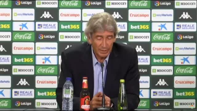 El Betis presenta a Manuel Pellegrini como nuevo entrenador