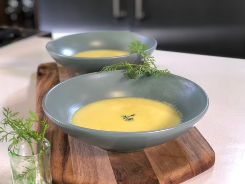 Crema de zanahoria con jengibre - Sonia Ortiz con Juan Farré - Cocina con conexión . Recetas de caldos