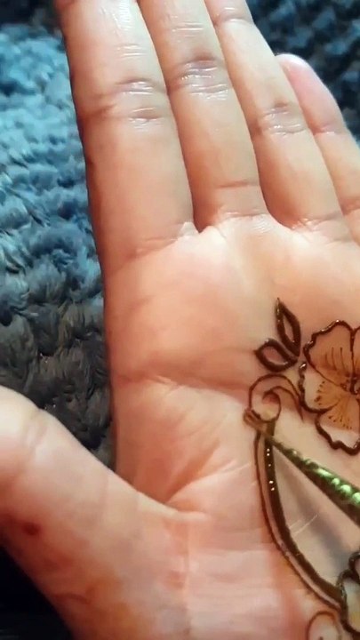 Awesome Palm #mehndi Design