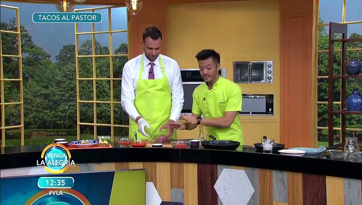 Los favoritos de Joan Sebastian: ¡Tacos de pastor! El Chino nos enseña la receta. | Venga La Alegría