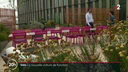 Le vélo électrique, bientôt la nouvelle voiture de fonction ?