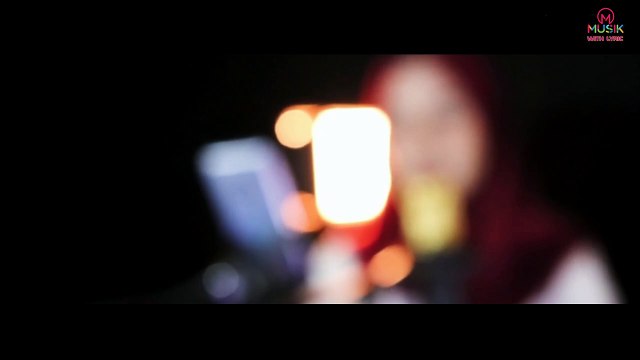 Cinta tak harus memiliki - ST12 (cover by Rahayu Kurnia)