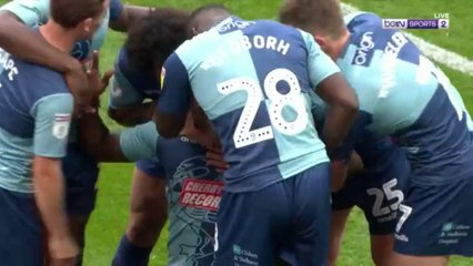Oxford v Wycombe Wanderers