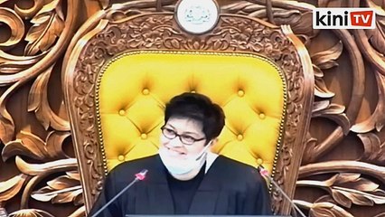 'Saya bertugas hari pertama, jadi tolong slow and steady ya'