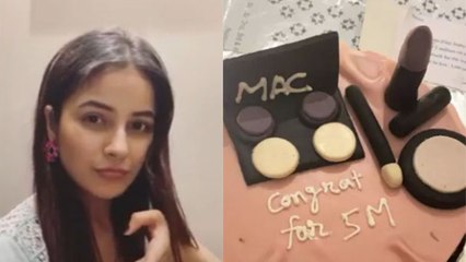 Shehnaz Gill ने फैंस से की ये खास अपील: गिफ्ट भेजने वालों को ये बोली Shehnaz | FilmiBeat