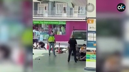Una explosión en una gasolinera del centro urbano de Cartagena deja dos heridos graves
