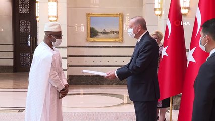 Sierra Leone Büyükelçisi Kai-Samba, Cumhurbaşkanı Erdoğan'a güven mektubu sundu