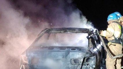 채석장 공터에서 차량 화재...1명 숨진 채 발견 / YTN