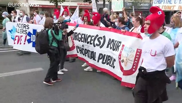 Francia: medici e infermieri in corteo il 14 luglio, eroi già dimenticati
