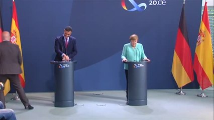 Sánchez asegura en Berlín que la vacuna del coronavirus tendrá un acceso equitativo en toda la Unión Europea