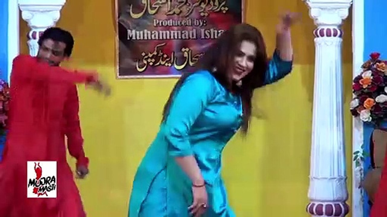 VE GUJRA VE - SUNEHRI KHAN 2016 MUJRA - PAKISTANI MUJRA DANCE - NASEEBO LAL