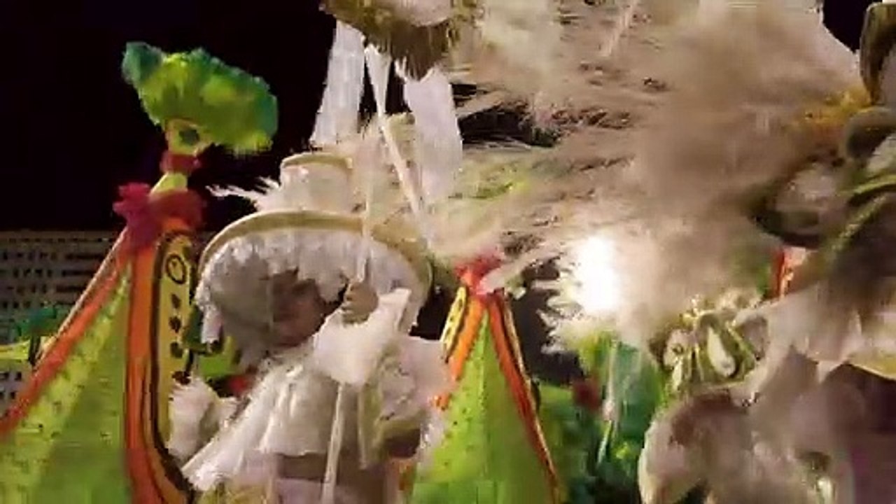 Sem vacina, sem carnaval