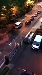 Fransa sokakları karıştı! Polis aracına pusu kurdular