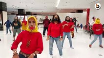 TERAPKAN PROTOKOL KESEHATAN, IBU LANSIA INI KEMBALI OLAH RAGA DANCE