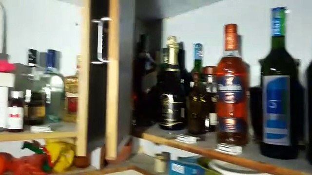 प्यारे मियां के पाप का भंडाफोड़ः नाबालिग लड़कियों को पोर्न दिखाकर यौन शोषण करता था आरोपी, प्लैट में मिली आपत्तिजनक चीजें