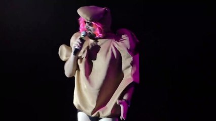 #Galatzia Stand Up - Mi Ex novio Buchón - Videos - Metatube