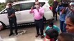 TN CM Edappadi pazhanisamy stopped the car and adviced the people | எடப்பாடி பழனிசாமி காரை நிறுத்தி என்ன சொன்னார் தெரியுமா?