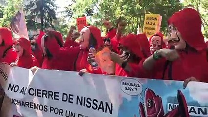 La plantilla de Nissan ‘asalta’ el Congreso: terminarán la manifestación disfrazados de ‘La Casa de Papel’