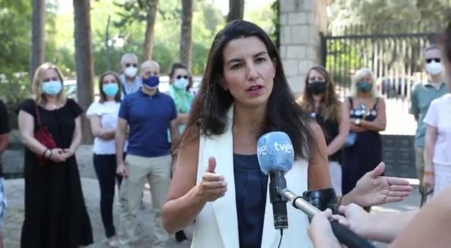 La ultraderecha defiende que no acude al homenaje de las víctimas donde se consolidan las mentiras