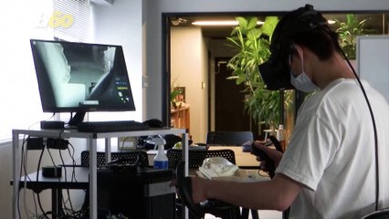 Roo-Robot! Robot Built to Look Like Kangaroo Stocks Shelves at Japanese Stores!