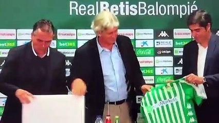 El momento más surrealista de la presentación de Pellegrini con el Betis: "Qué triste, vergüenza ajena, lo deja tirado"