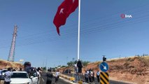 Kahta girişinde dev Türk bayrağı dalgalanacak