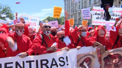 Download Video: Miles de empleados de Nissan se manifiestan en Madrid por el cierre de las plantas en Cataluña