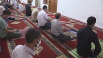 Mezquitas de Marruecos reabren con estrictas medidas sanitarias tras 4 meses