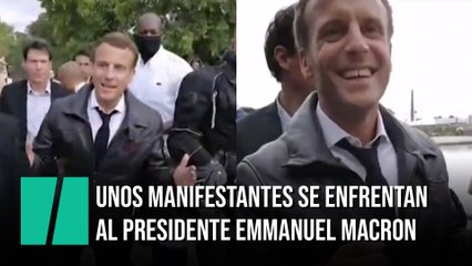 Macron es recibido a gritos por los 'chalecos amarillos' en plena calle