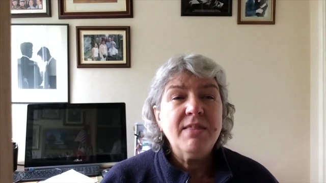 How will mandatory face coverings be policed in England?