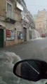 Nubifragio a Minervino: cascate d'acqua tra gli edifici
