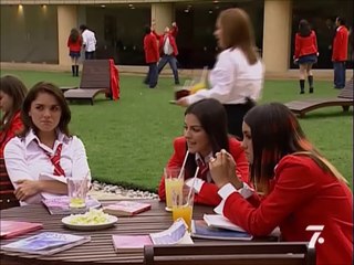 099 - Roberta, Lujan y Lupe tristes por Marcelino