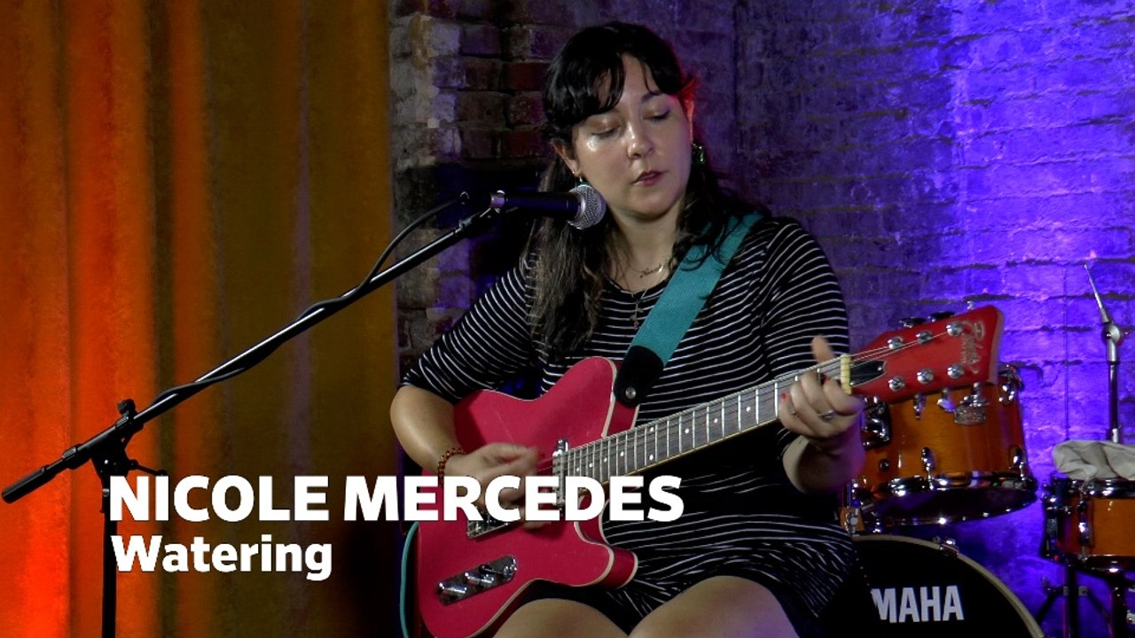 Dailymotion Elevate: Nicole Mercedes - "Watering" live at Cafe Bohemia, NYC