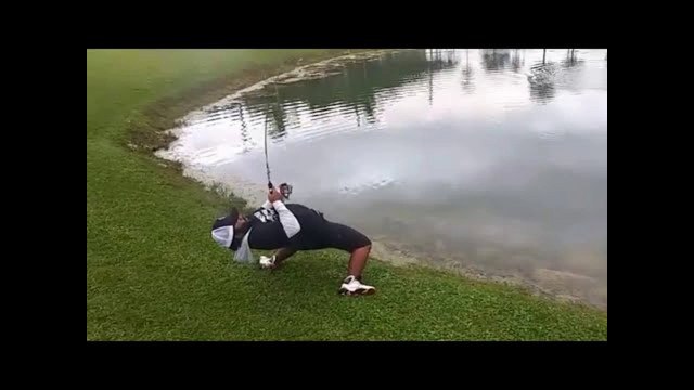 BIG BASS Chokes on Fish! Sneaking in Golf Course for Big Bass