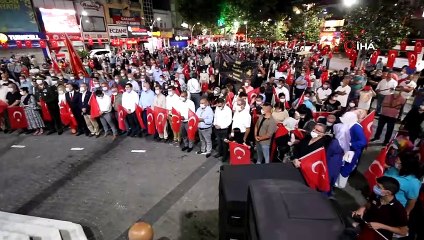 Turizm merkezlerinde de 15 Temmuz Demokrasi Nöbeti yoğun katılımla tutuldu