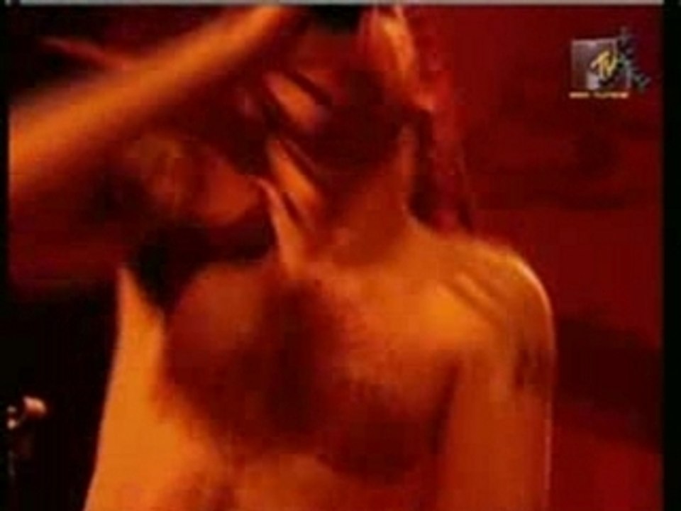 Korn - ball tongue (live on mtv)