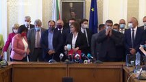 Oposição apresenta moção de censura contra governo búlgaro