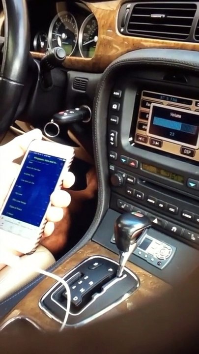 Lincoln Town Car Radio System Upgrade